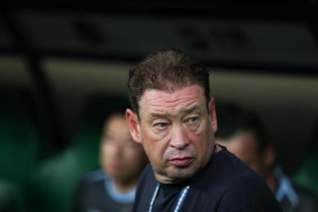 只不过是他 只不过是他