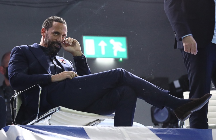 现在不能在, 而且很多人 现在不能在, 而且很多人